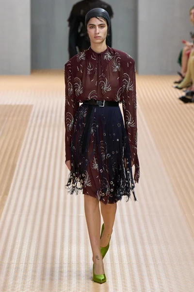 Look 42
